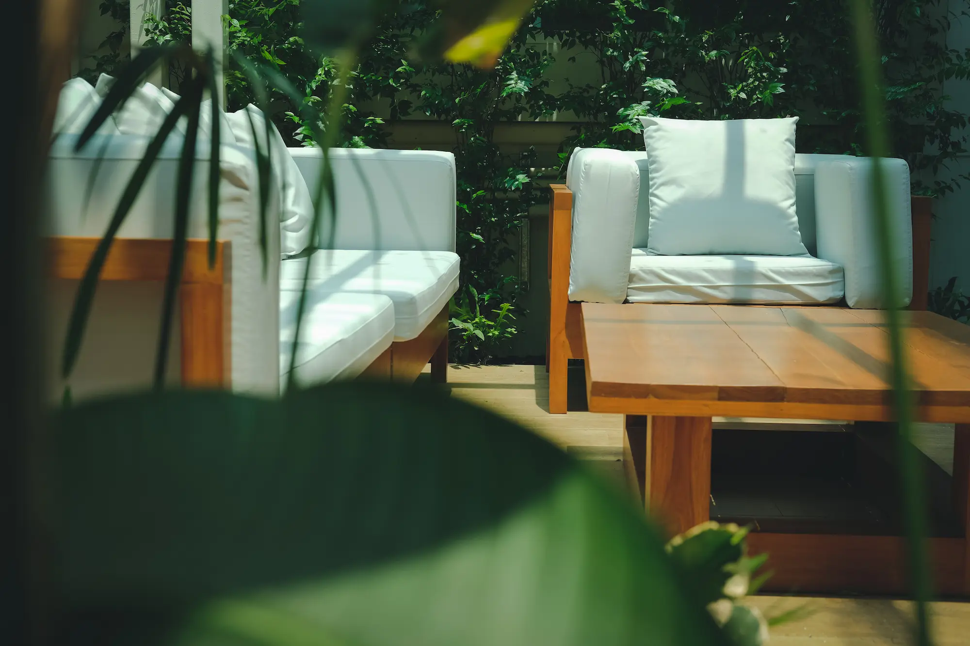 Salon de jardin de qualité en bois
